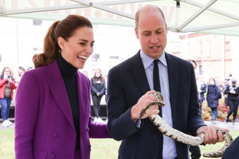 Kate Middleton și prințul Willaim în timpul vizitei în Irlanda de Nord