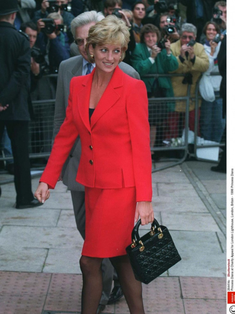 Princess Diana și geanta numită după ea, Lady D