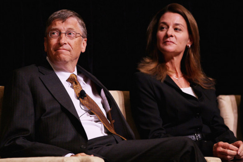 Bill And Melinda Gates Awarded Fulbright Prize For Int'l Understanding