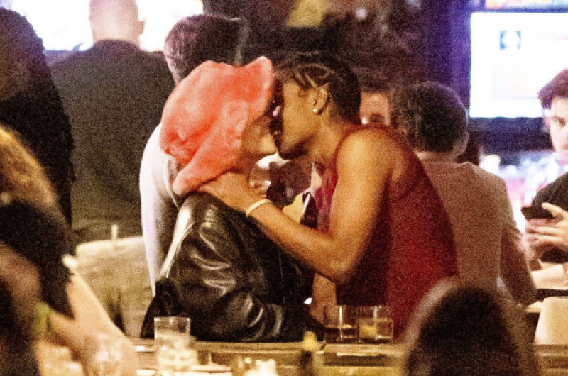 Rihanna si ASAP Rocky sarut