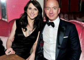 Ce avere are MacKenzie Scott, fosta soție a lui Jeff Bezos, după ce a donat deja 19 miliarde de dolari. E mama a patru copii