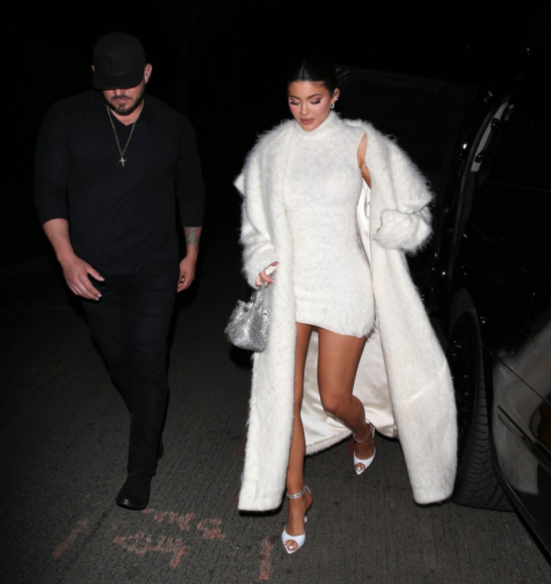 *EXCLUSIVE* Kylie Jenner Shines in White for dinner with Pia Mia at The Nice Guy