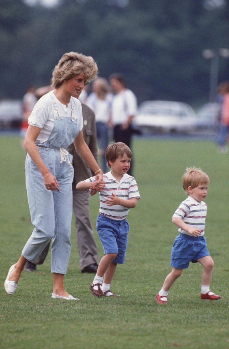 HRH PRINCESS OF WALESWith her sons Left: HRH PRINCE WILLIAM and Right: HRH PRINCE HARRY at Smith's Lawn, WindsorUniversal Pictorial Press PhotoCRP 249523 28.06.1987 *** Local Caption *** .