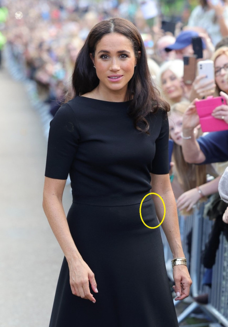 Meghan Markle, în fața Castelului Windsor