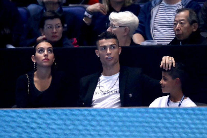 Cristiano Ronaldo și Georgina Rodriguez au dezvăluit că unul dintre gemenii lor a murit la naștere
