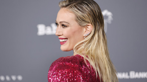 Hilary Duff, criticată după ce ar fi apelat la un filler „în stilul Madonnei”: „Nu pari mai tânără, ci doar că ai plătit mai puțin”