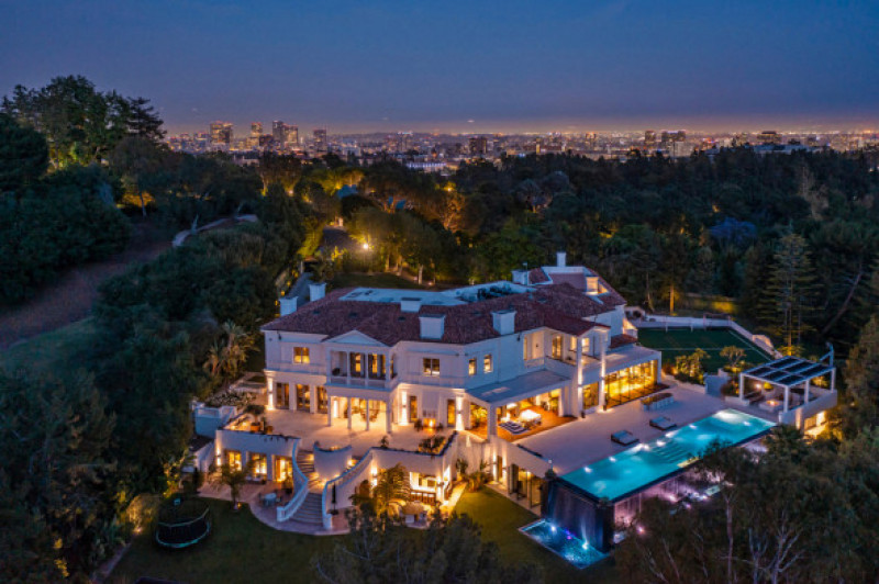 The Weeknd a acheté une propriété d'une valeur de 70 millions de dollars dans le quartier de Bel-Air ŕ Los Angeles