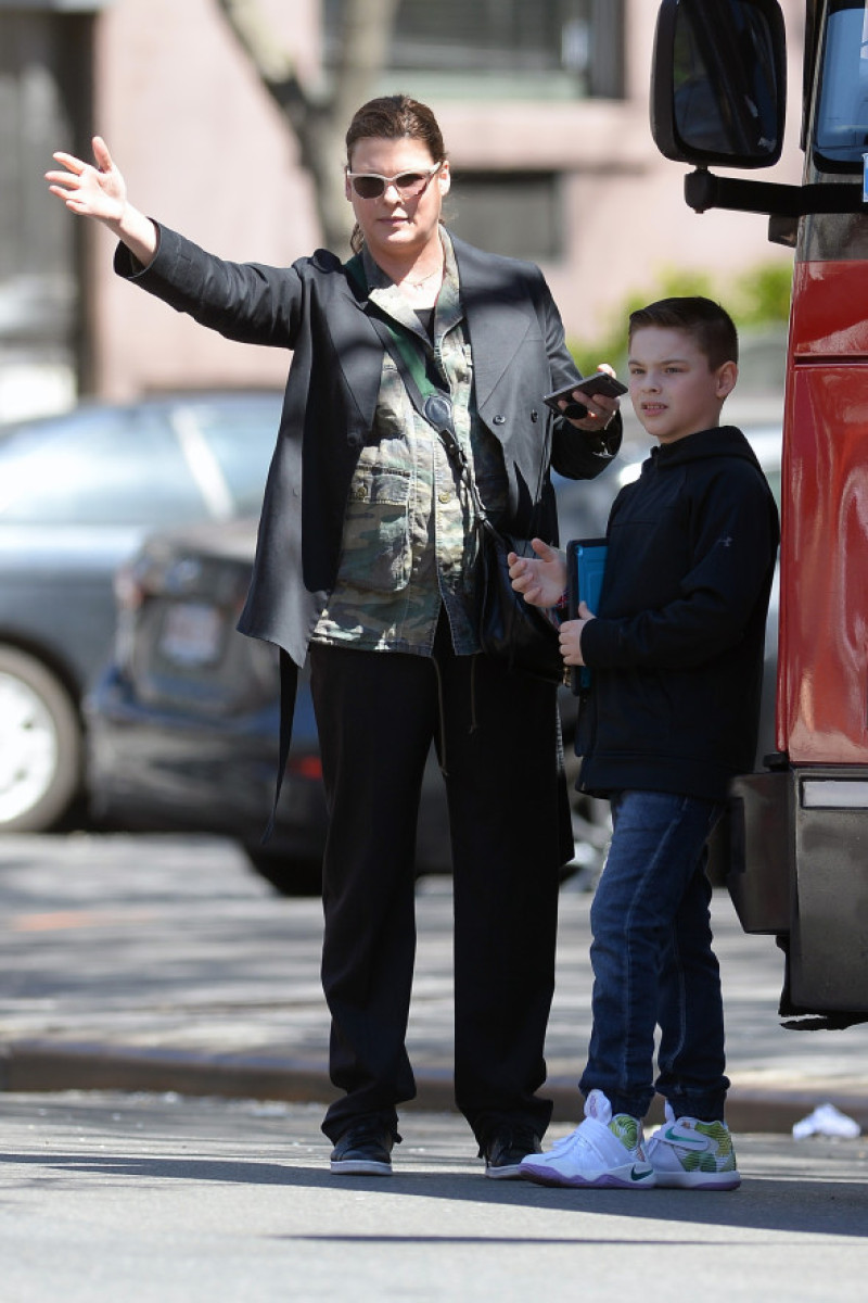 Linda Evangelista Steps Out In NYC After Weight Gain