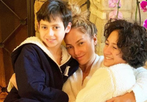 Cum arată gemenii lui J.Lo la 17 ani. Fiica ei a ales să se prezinte cu pronume neutru, fiul iese rareori în public