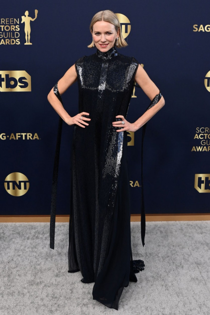Naomi Watts la SAG Awards 2022/ Profimedia