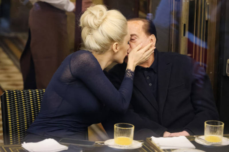 Silvio Berlusconi și Marta Fascina/ Profimedia