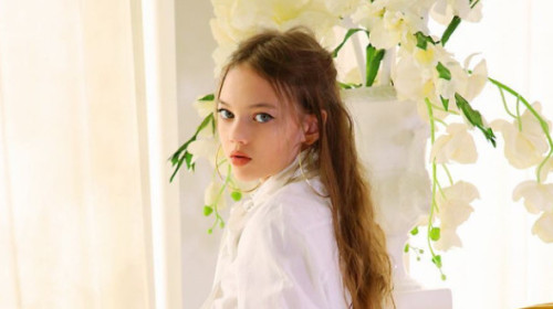 Ce face azi fiica lui Ingrid Vlasov, cândva cea mai frumoasă fetiță din România. De ce a abandonat facultatea unde a studiat Kate