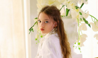 Când era mică, Noelle Vlasov a fost numită cea mai frumoasă fată din România. Cum arată la 18 ani tânăra care studiază în Londra