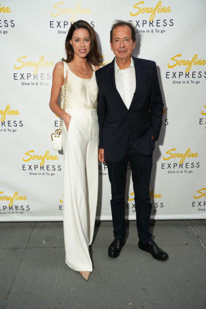 Alina de Almeida, John Paulson