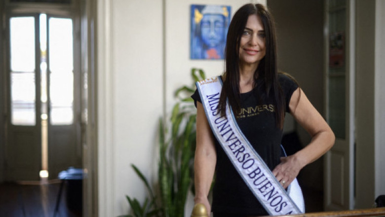 Ea e femeia care sfidează regulile. Cum a reușit Alejandra Rodriguez să fie desemnată Miss Univers Buenos Aires la 60 de ani