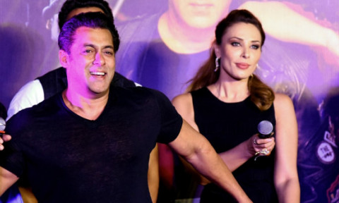 "Salman Khan e o stea strălucitoare, e scutul meu". Iulia Albu, declarații rare după 10 ani de relație cu starul de la Bollywood