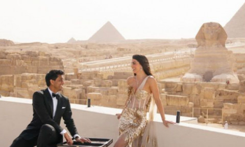 Nuntă ca deprinsă din poveștile cu regi și regine, chiar lângă piramidele din Egipt. Spectacol vizual și petrecere de 4 zile și 4 nopți