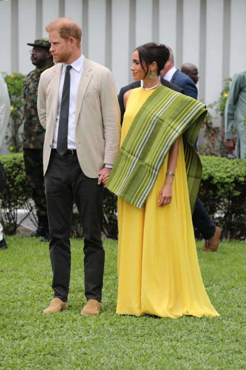 Meghan Markle și prințul Harry în Nigeria/ Profimedia