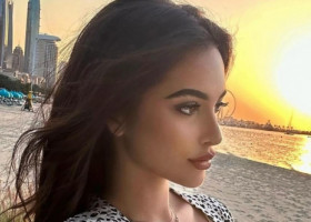 Eva Zaharescu s-a cazat într-un resort de lux din Maldive și a făcut parada costumelor de baie. Înaltă, senzuală și sigură pe ea