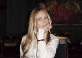 Luiza, presupusa fiică a lui Vladimir Putin, atac subtil: „Bărbatul care a luat milioane de vieți și a distrus-o pe a mea”