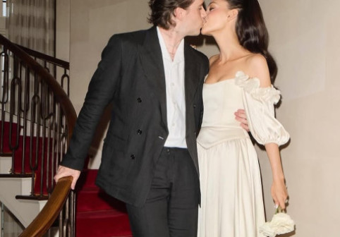 Brooklyn Beckham și Nicola Peltz și-au reînnoit jurămintele în absența părinților lui. Ruptura de David și Victoria, tot mai evidentă