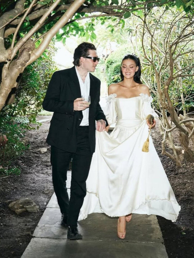 Brooklyn Beckham și Nicola Peltz (2)