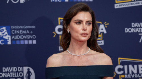 Catrinel Menghia, apariție surprinzătoare în costum de baie: „Ghiciți cine a făcut pozele, soțul sau soacra?”