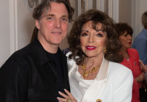 Joan Collins, soacră mare la 92 de ani. Etalon de eleganță, a strălucit într-o rochie bleu și și-a condus fiul la altar, în Austria