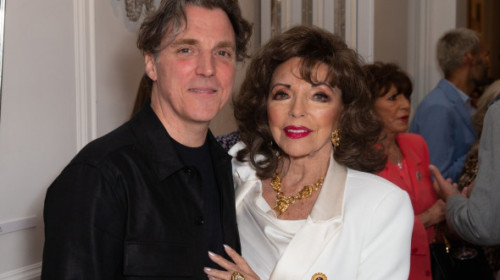 Joan Collins, soacră mare la 92 de ani. Etalon de eleganță, a strălucit într-o rochie bleu și și-a condus fiul la altar, în Austria