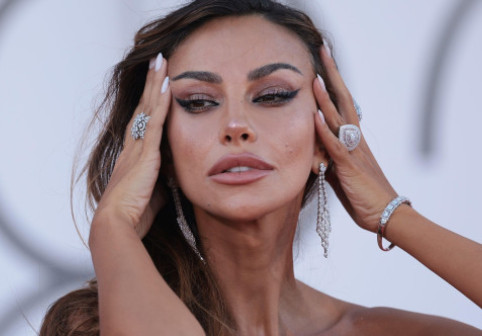 Secretul Mădălinei Ghenea pentru un ten perfect. Ritualul pe care aceasta îl are în fiecare dimineață: „E un truc ușor”