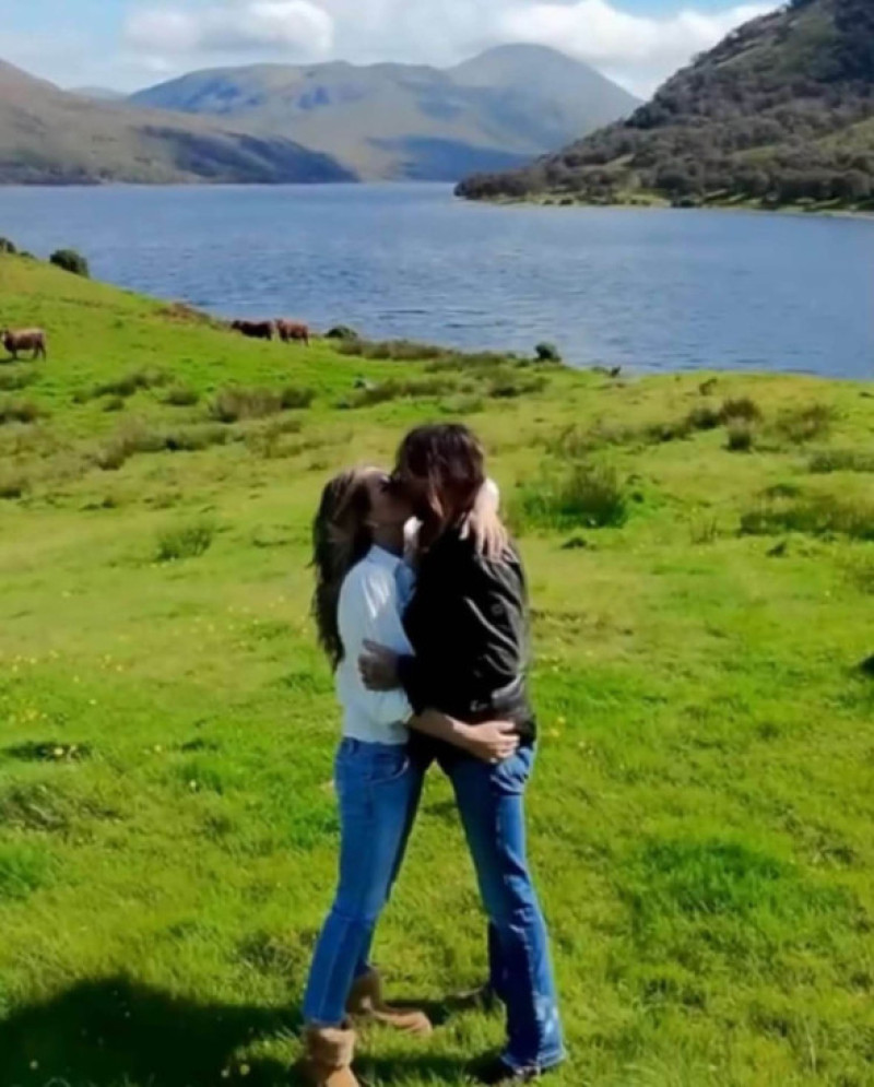 Elizabeth Hurley și Billy Ray Cyrus