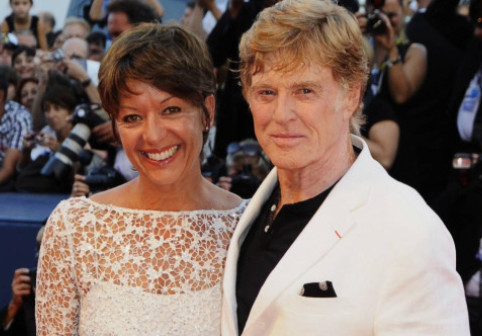 Cine e soția lui Robert Redford, cea care i-a stat alături până la final. În culisele mariajului cu femeia care i-a oferit o viață nouă