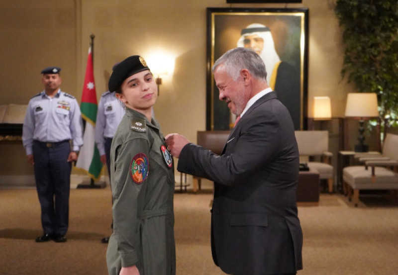 Princess Salma completes Pilot Training - Amman