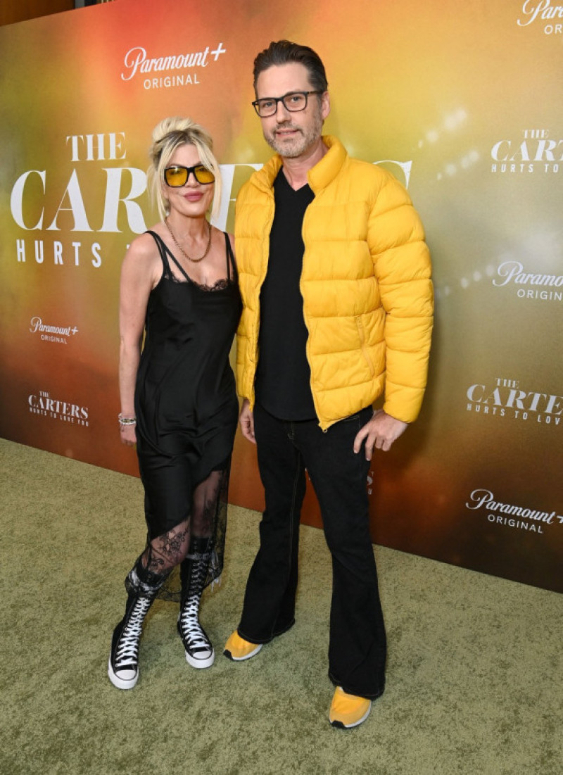 Tori Spelling, fotografiată alături de Ryan Cramer (15)