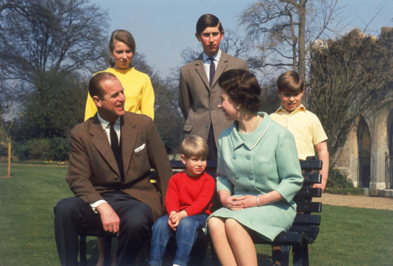 regina elisabeta a II-a familie