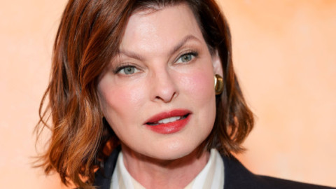 Linda Evangelista, față în față cu propria traumă, după ce acum 9 ani a fost desfigurată: Încă nu mă pot privi în oglindă. Fac terapie