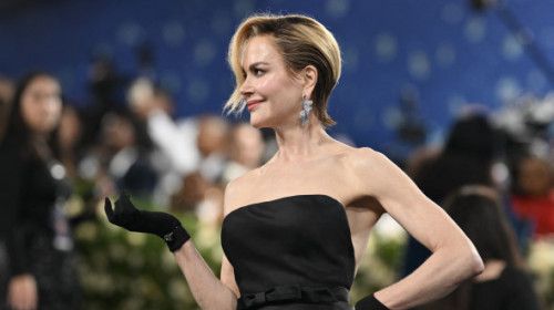Nicole Kidman nu mai arată așa! Și-a schimbat din nou look-ul, la trei zile după Met Gala, și s-a distrat cu soțul pe covorul roșu