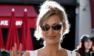 Bella Hadid, schimbare radicală de look. Blondă și cu o energie debordantă, vedeta a atras toate privirile la Cannes