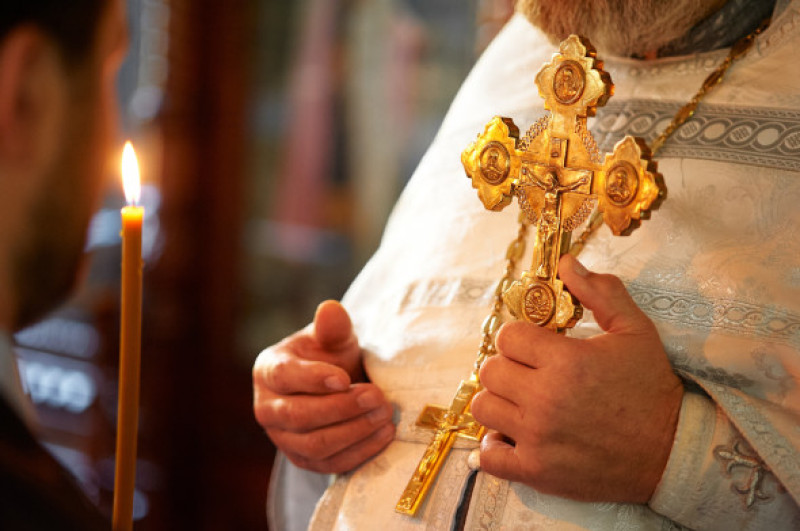 O cruce aurie/ Shutterstock