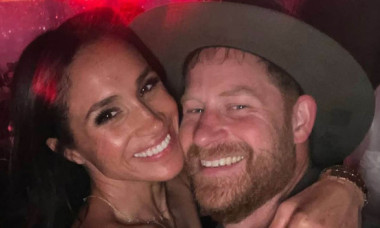 Meghan Markle și prințul Harry, așa cum rar au fost văzuți. Ducele, surprins desculț și în trening în New York