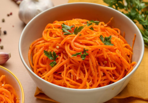 Salata de morcovi virală pe TikTok: supertrend sau secret pentru sănătate? Află ce beneficii reale ascunde!
