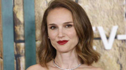 Natalie Portman, un nou început în iubire, alături de un muzician francez. Pozați de paparazzi în ipostaze firești pentru orice cuplu