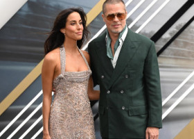 Brad Pitt și Ines de Ramon, în centrul atenției la premiera „F1”. Apariția lor, analizată de o specialistă:„Nu este deloc intimidată”