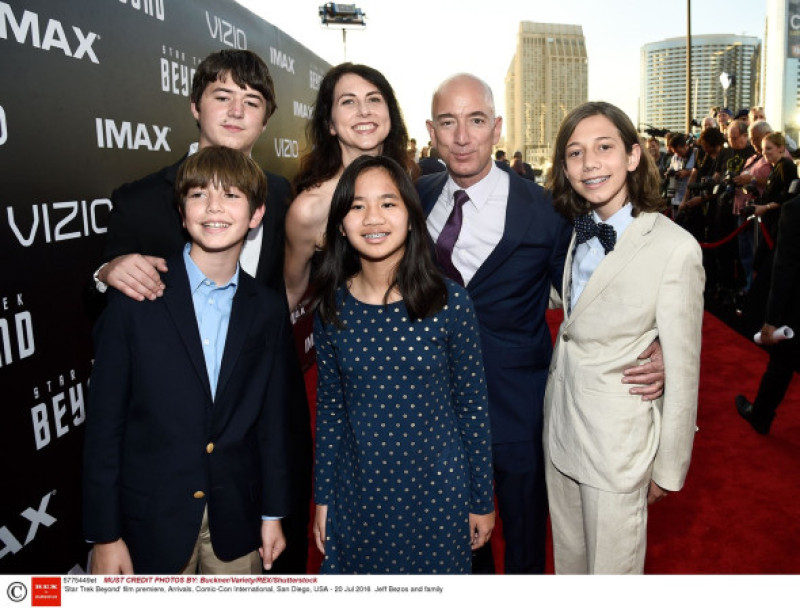 MacKenzie Scott, Jeff Bezos și copiii lor