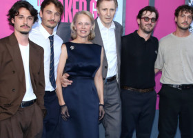 Cu ce se ocupă copiii lui Liam Neeson și cei ai actriței Pamela Anderson. Cei patru tineri au impresionat la premiera „The Naked Gun”