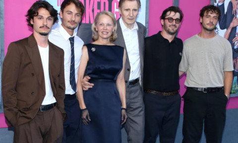 Cu ce se ocupă copiii lui Liam Neeson și cei ai actriței Pamela Anderson. Cei patru tineri au impresionat la premiera „The Naked Gun”