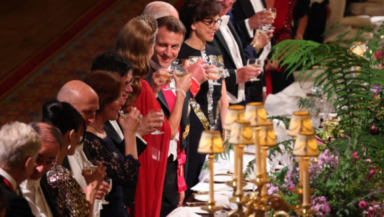 Flirt diplomatic? Emmanuel Macron, surprins făcându-i cu ochiul lui Kate Middleton la un eveniment regal