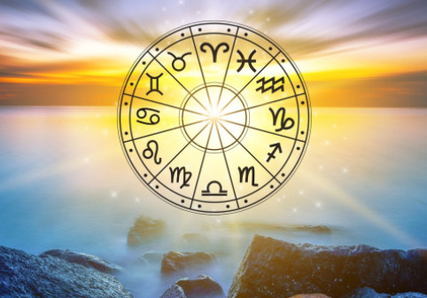Patru zodii care se lasă purtate de iluzii când Venus se opune lui Neptun retrograd. Dorințele, dar și confuziile sunt amplificate
