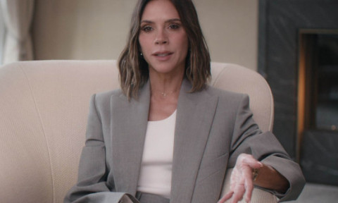 Ce a răspuns Victoria Beckham când a fost întrebată direct despre aventura lui David cu Rebecca Loss. Imaginile sunt virale