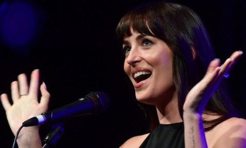 Dakota Johnson, dezvăluiri neașteptate după despărțirea de Chris Martin. Semnalele care o pun în gardă când vine vorba de bărbați